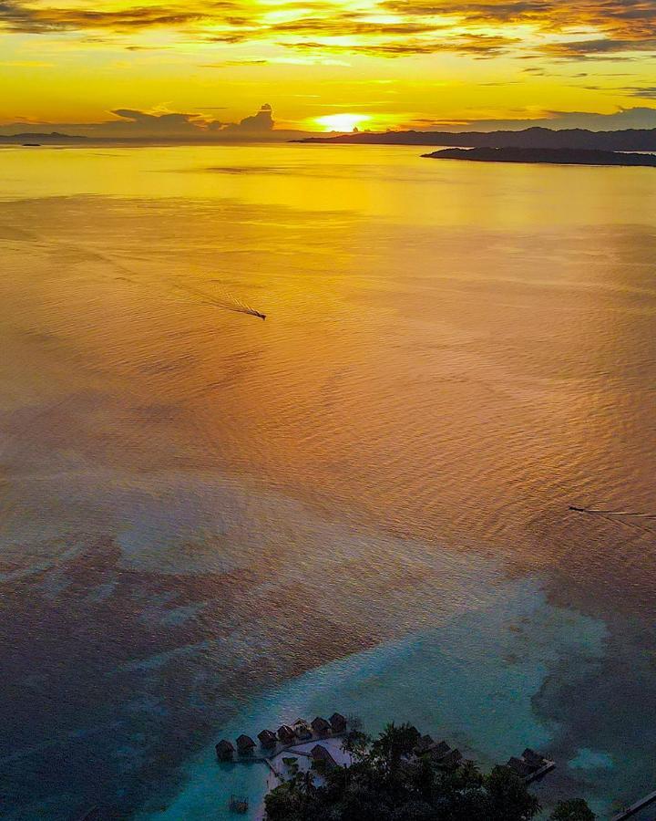 Kri Raja Ampat Bungalows Екстериор снимка